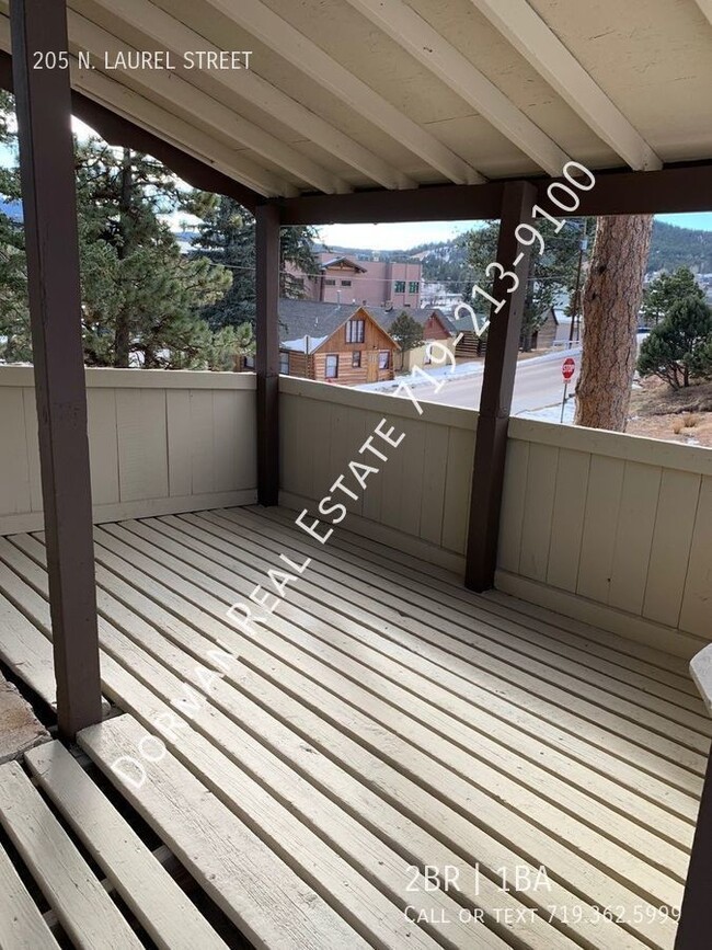 Building Photo - Mountain home in the heart of downtown