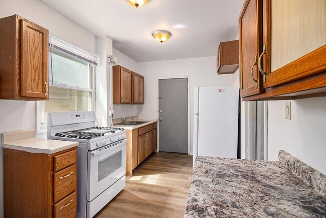 Photo - 147 Isbell St Apartment