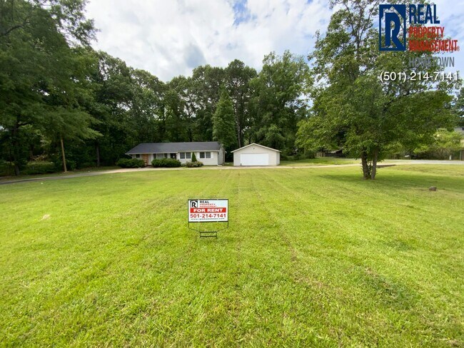 Foto del edificio - 6407 Jacksonville Cutoff Rd