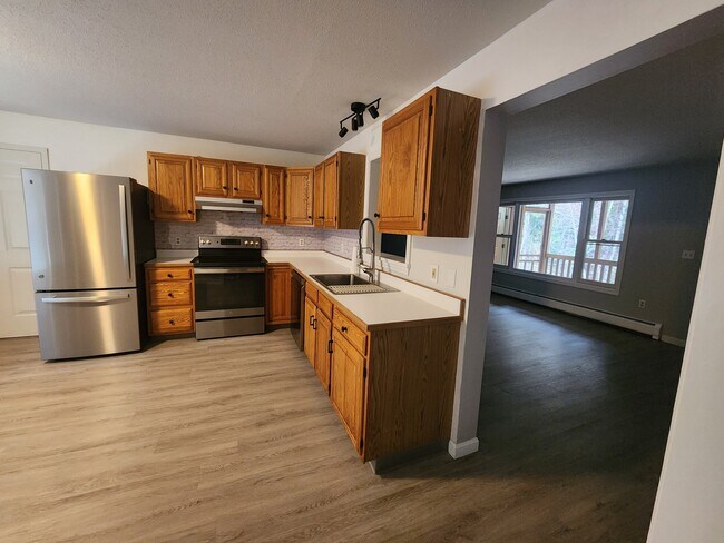 Foto del edificio - 205 Forest Dr