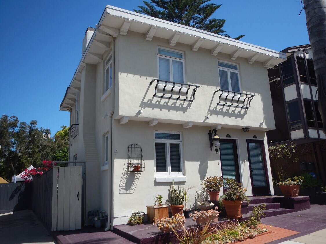 122 Thorn St Unit 122 Thorn, San Diego, CA 92103 122 Thorn St San