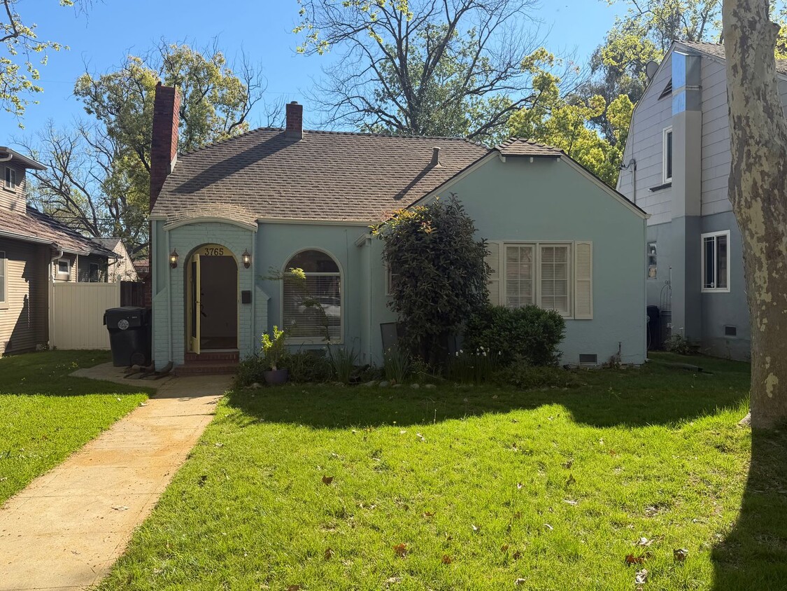 2 Bedroom | 1 Bathroom | Single family home in Sacramento - 2 Bedroom | 1 Bathroom | Single family home in Sacramento