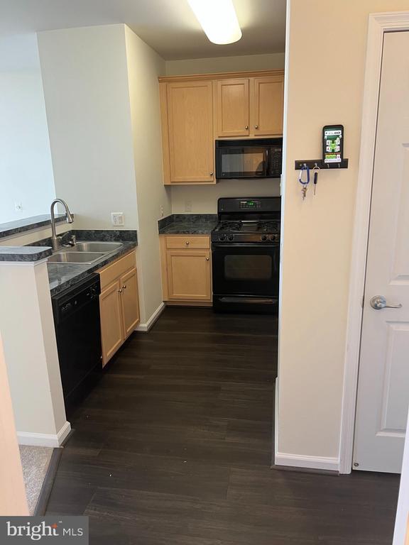 Foto del edificio - 3840 Lightfoot St