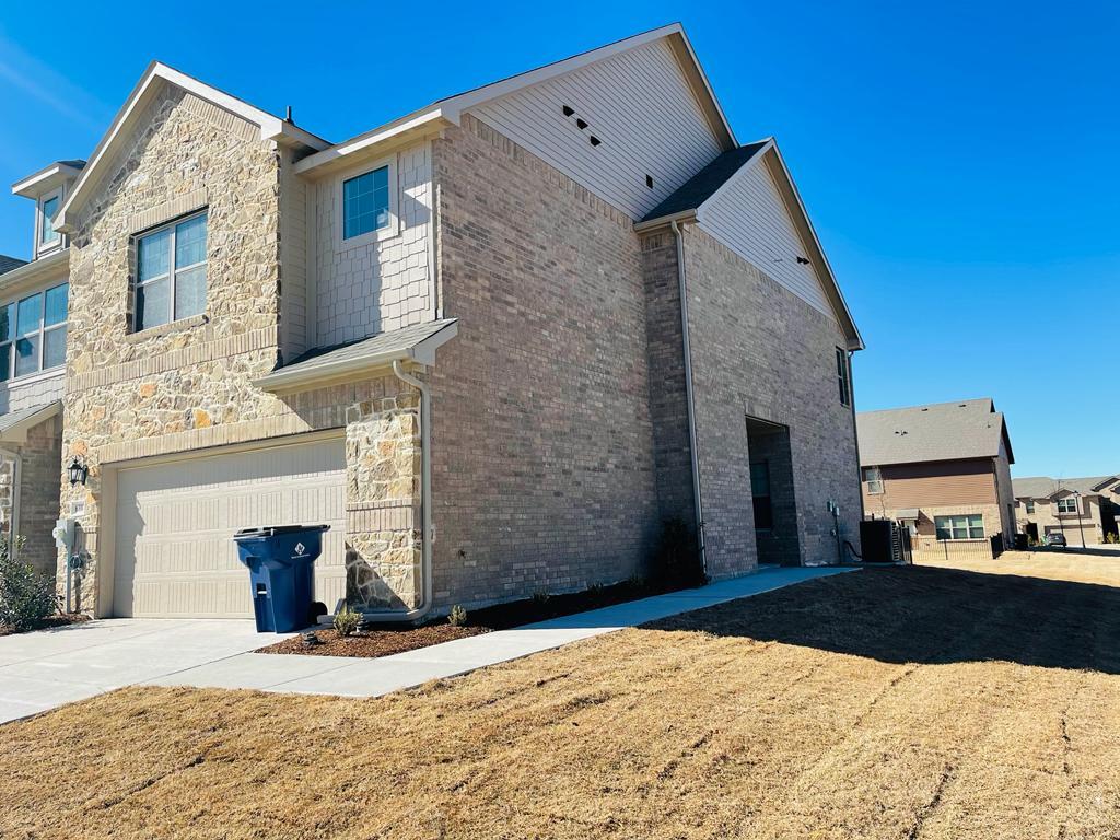 Primary Photo - 6801 Topaz Dr