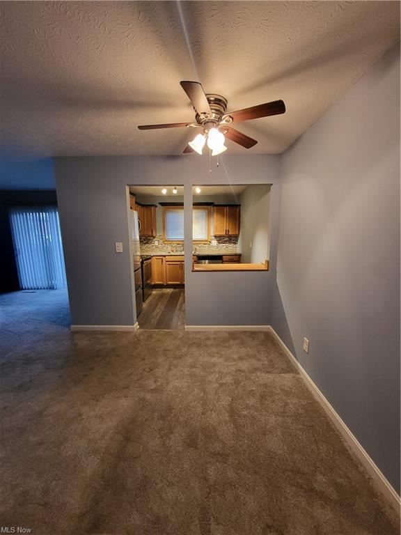 Building Photo - 24615 Clareshire Dr