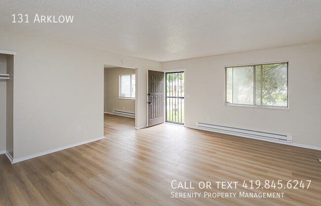 Building Photo - 131 Arklow-