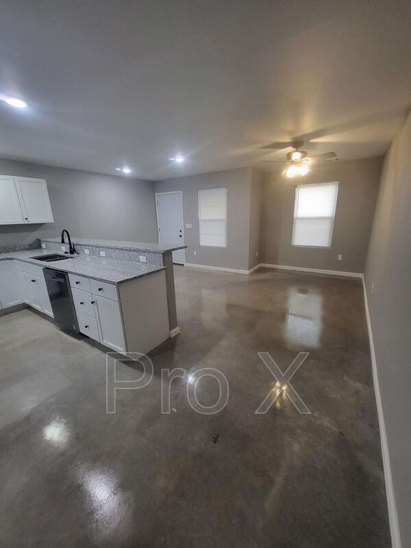 Foto del edificio - 1415 S Byers Ave