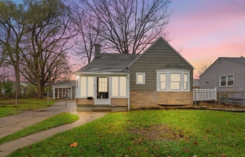 Building Photo - 20628 Alger St