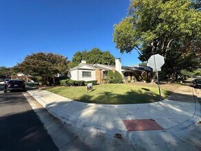 Building Photo - 13701 Brookgreen Cir