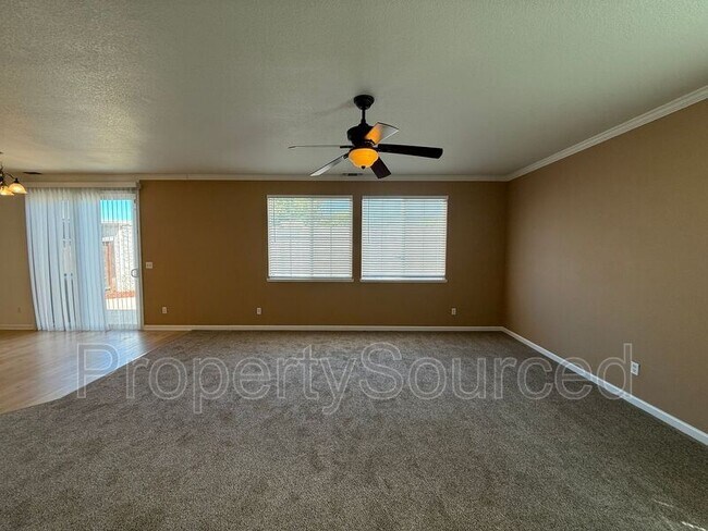 Foto del edificio - 17482 Ferndale St