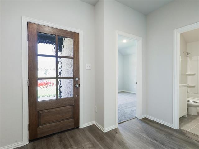 Building Photo - 1805 St James Pl Ln