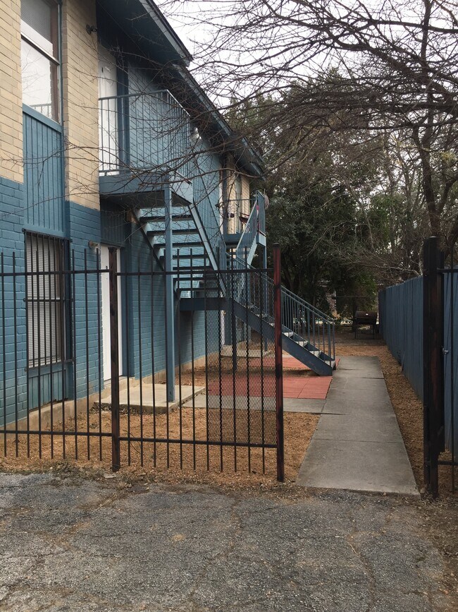 Photo - 10910 Baltic Dr Apartment