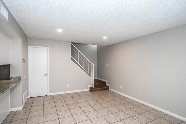 Building Photo - 3955 West Palomino Road, Unit 3955