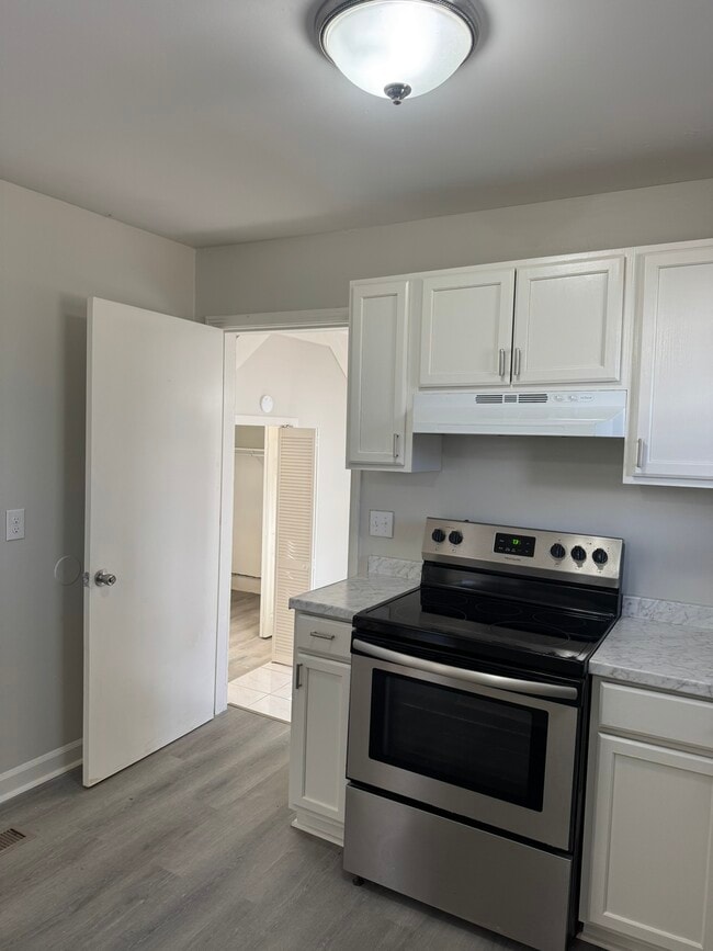 Foto del edificio - 1108 Bell Grimes Ln