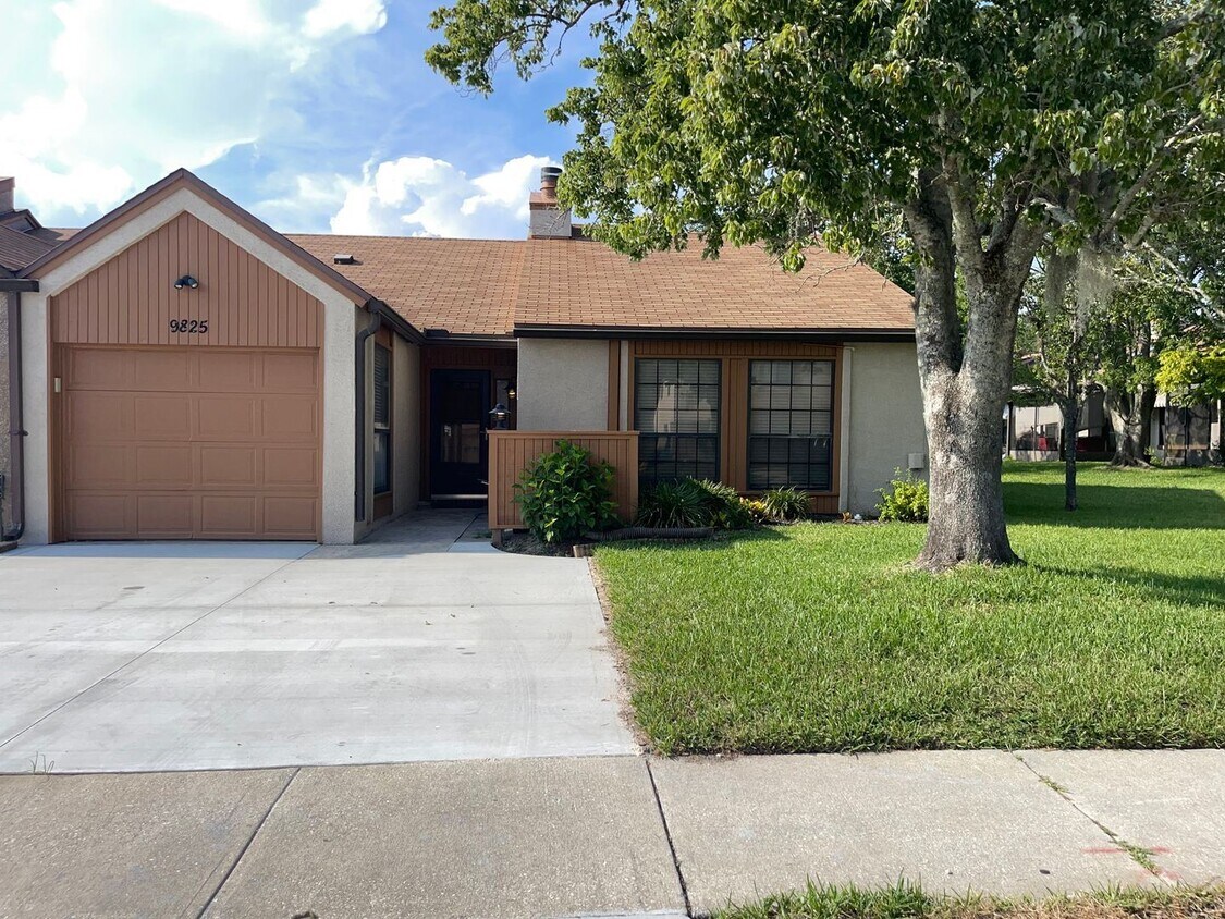 Primary Photo - 3 br, 2 bath House - FAWNRIDGE SUBDIVISION...