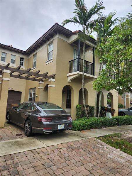Building Photo - 8672 Blaze Ct