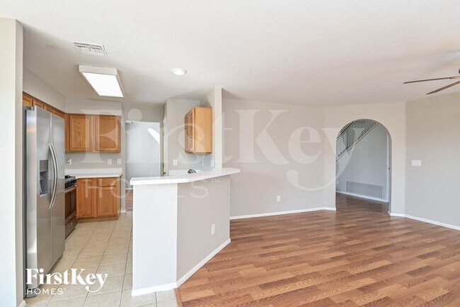 Foto del edificio - 1161 N Chamberlain Pl