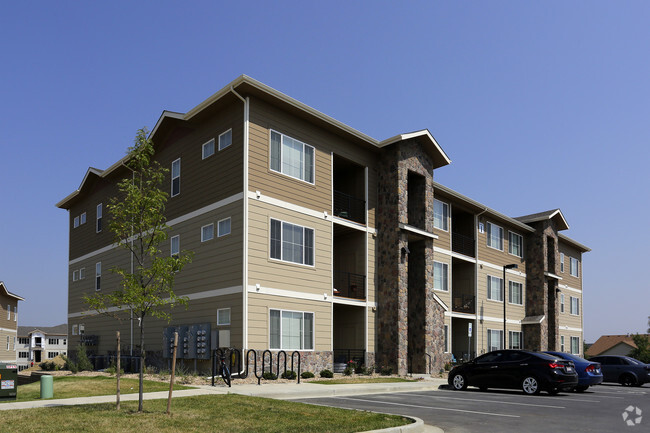 Building Photo - Creek View Apartments