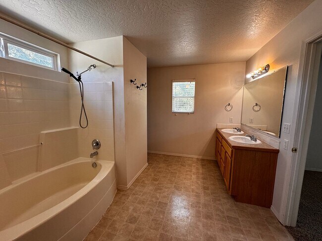 Foto del edificio - 9564 W Weir Hollis Dr