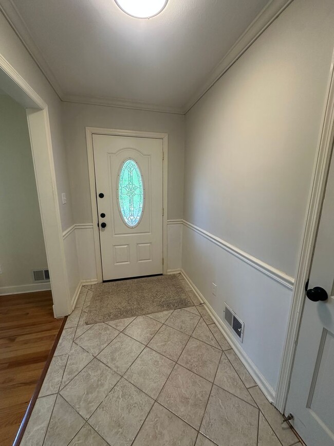 Building Photo - Fully Furnished 4Br home near Augusta Nati...