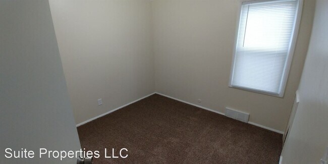 Building Photo - 3 br, 1 bath House - 19394 McCormick St