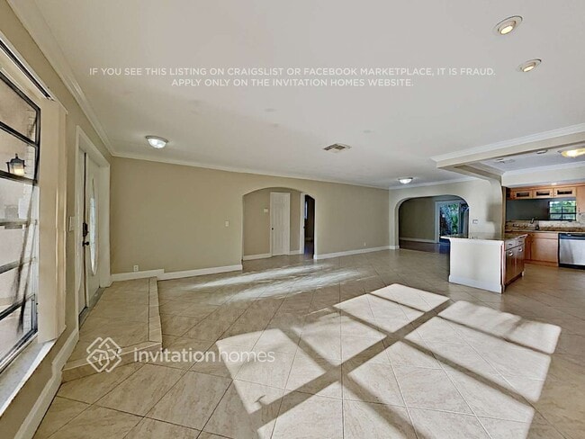 Building Photo - 1920 N 53rd Ave
