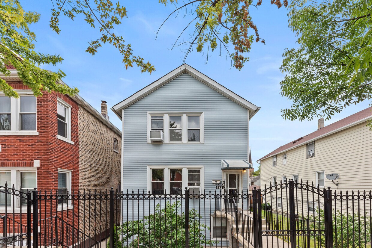 Primary Photo - 2134 W 24th St