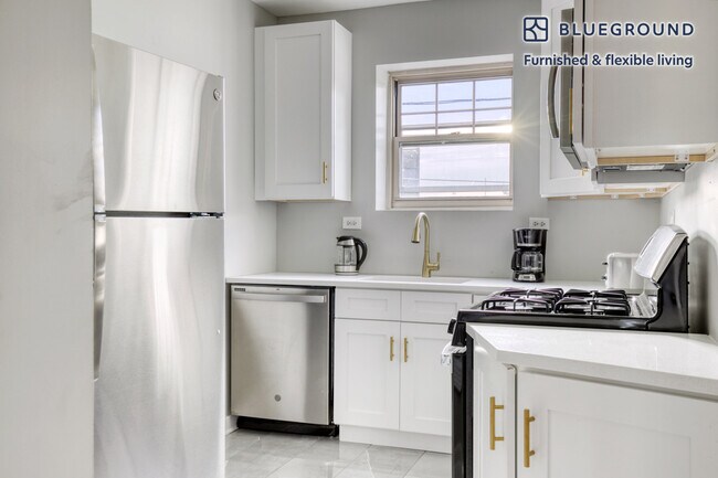 Foto del edificio - 2752 Hampton Pkwy