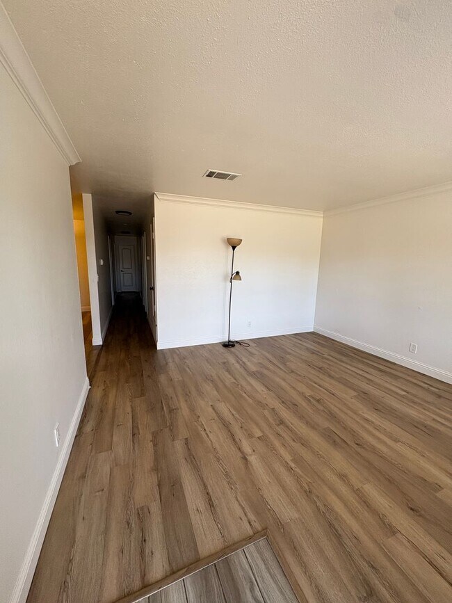 Foto del edificio - 254 De Soto Dr