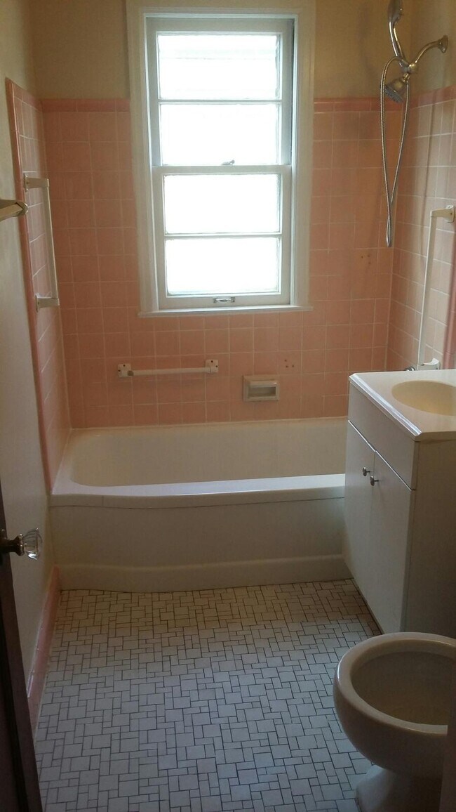 Foto del edificio - 4862 N 40th St