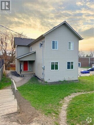 Building Photo - 20 Puleston St