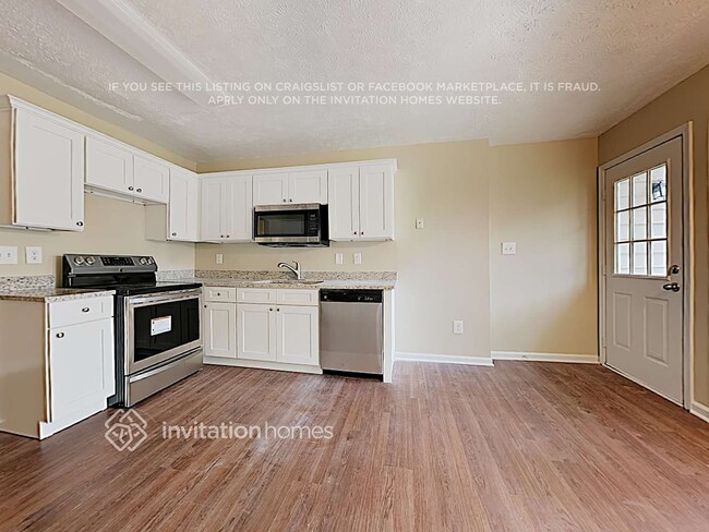 Foto del edificio - 103 Honeysuckle Ln