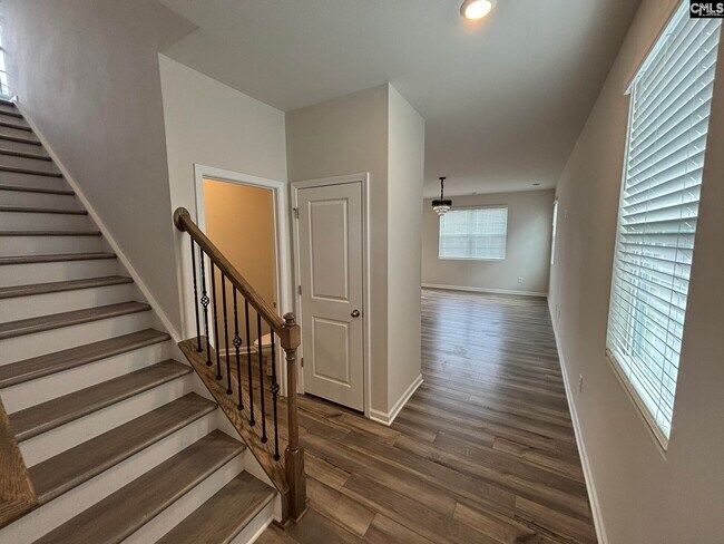 Foto del edificio - 520 Richmond Rd