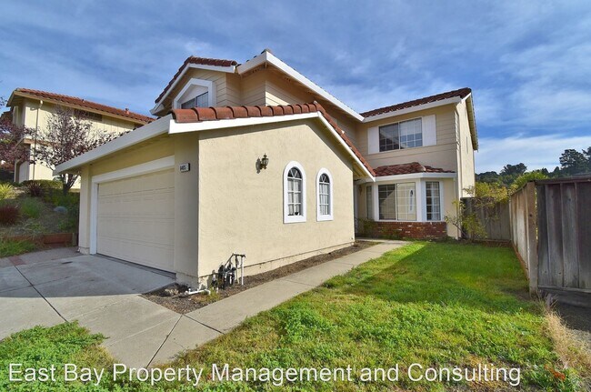 Foto del edificio - 3 br, 3 bath House - 6485 Ridgewood Drive