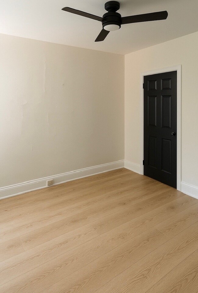 Photo - 37 S Darlington St Townhome