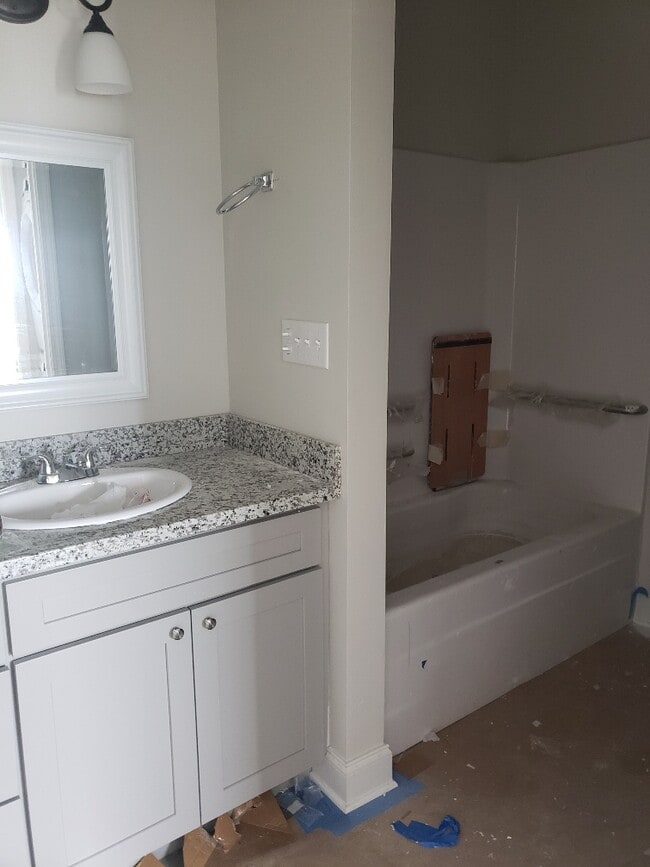 Building Photo - 4504 Pontchartrain Dr
