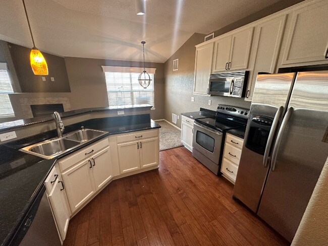 Foto del edificio - 17209 Wilde Ave