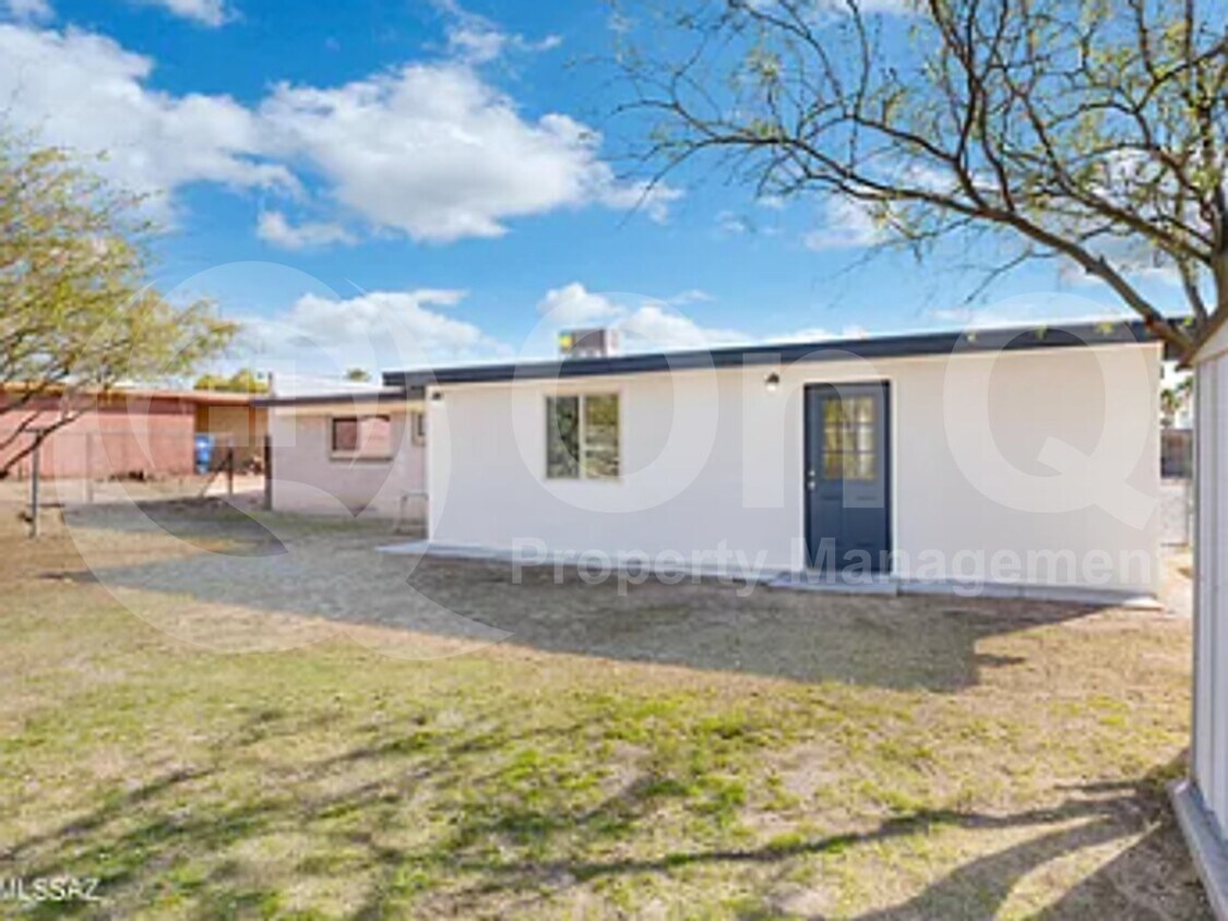 Foto del edificio - 9301 E 29th St