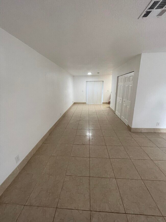 1420 Barton Road E Lake Worth Beach Fl 33460 House Rental in Lake