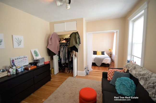 Photo - 83 Glenville Ave Apartment