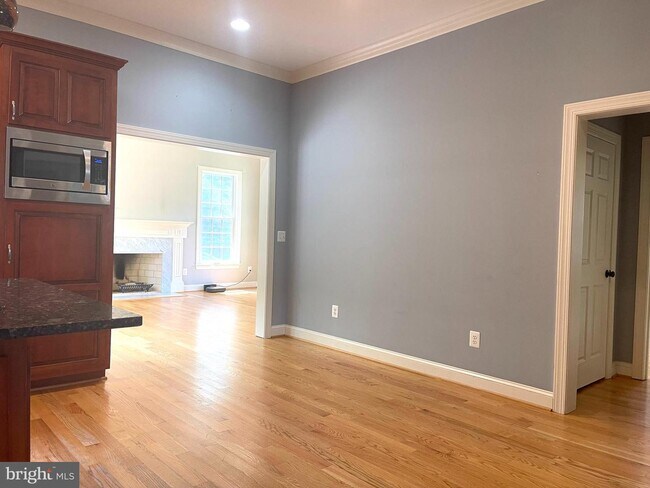 Foto del edificio - 7531 Fisher Dr