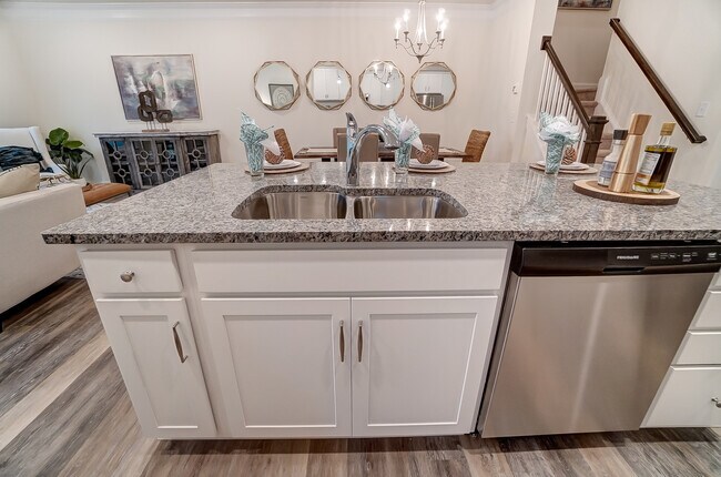 Building Photo - 115 Marbella Grove Ct