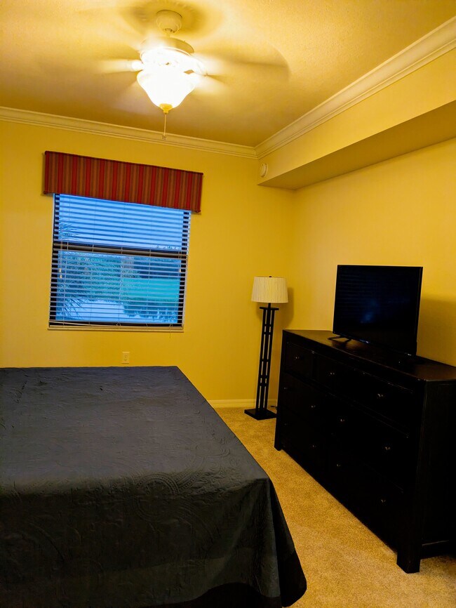 Foto del edificio - 7015 River Hammock Dr