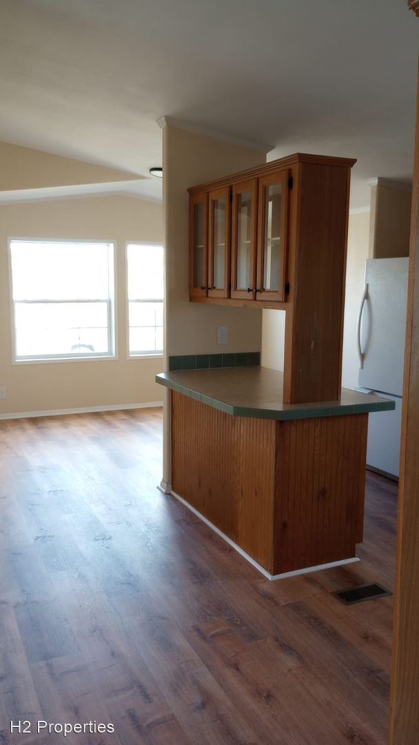 326 Camillus St, Trinidad, CO 81082 House Rental in Trinidad, CO