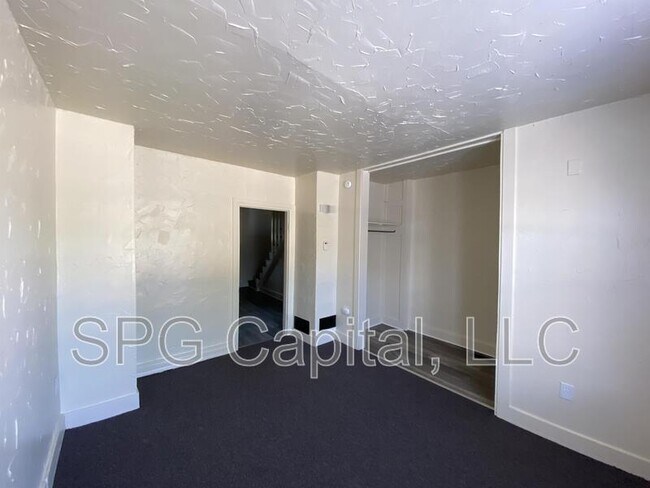 Foto del edificio - 402 E King St