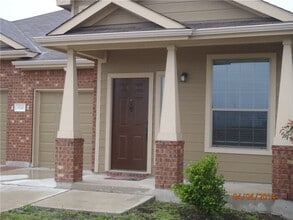 Building Photo - 1520 Muirfield Bend Dr