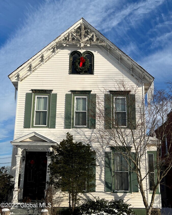 Primary Photo - 598 N Broadway