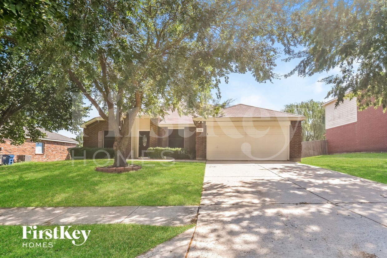 Foto principal - 1008 Hanover Dr