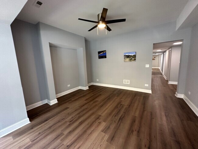 Building Photo - 6108 S Vernon Ave