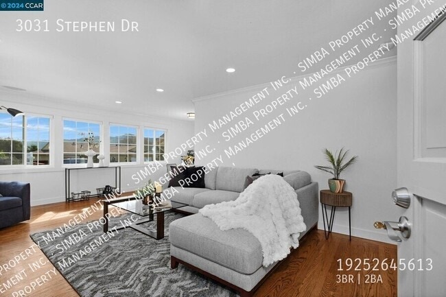 Building Photo - 3031 Stephen Dr